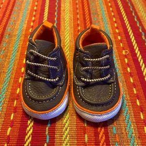 Carters size 1 baby shoes